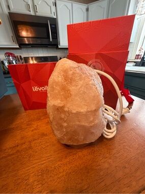 Levoit Himalayan Salt Lamp - Natural Pink Glow